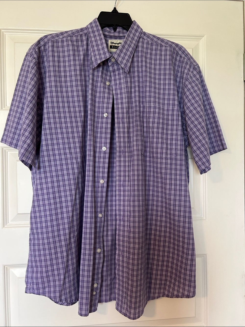 Wrangler Lavender Plaid Short-Sleeve Button-Down Shirt